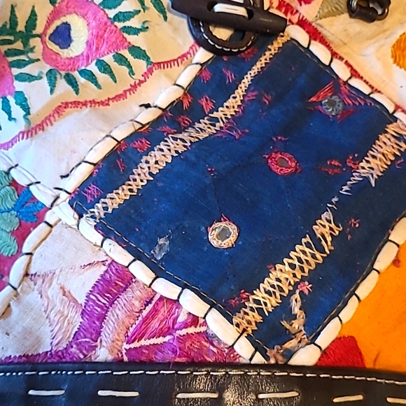 Raj Anthropologie Messenger Bag Women's Boho Hippie Made in India Unique NWT - Picture 9 of 16